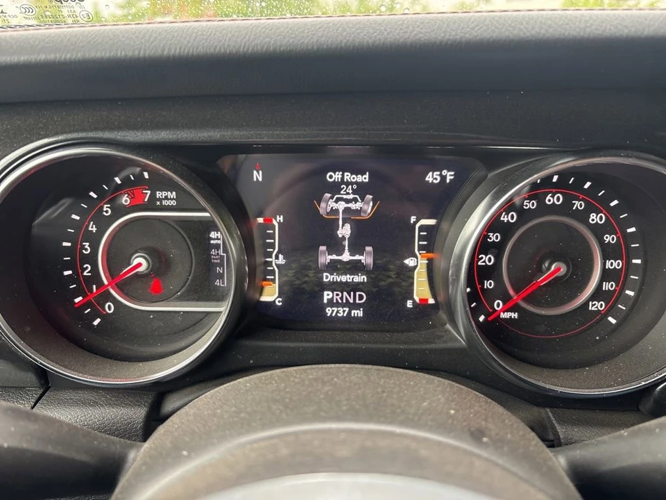 2022 Jeep JL Wrangler - Image 26 of 27