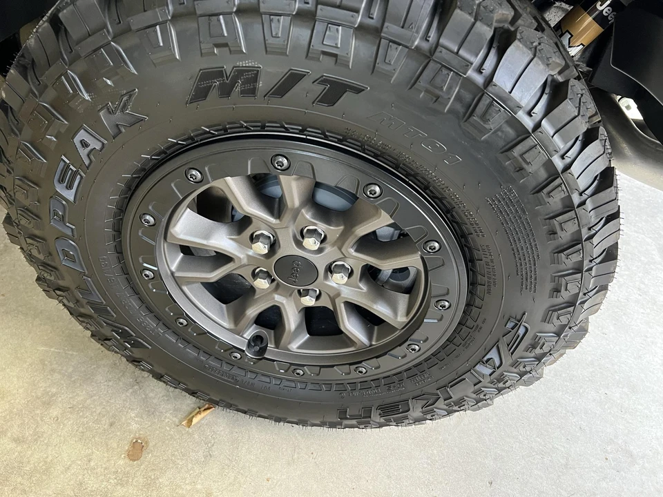 2022 Jeep JL Wrangler - Image 25 of 31
