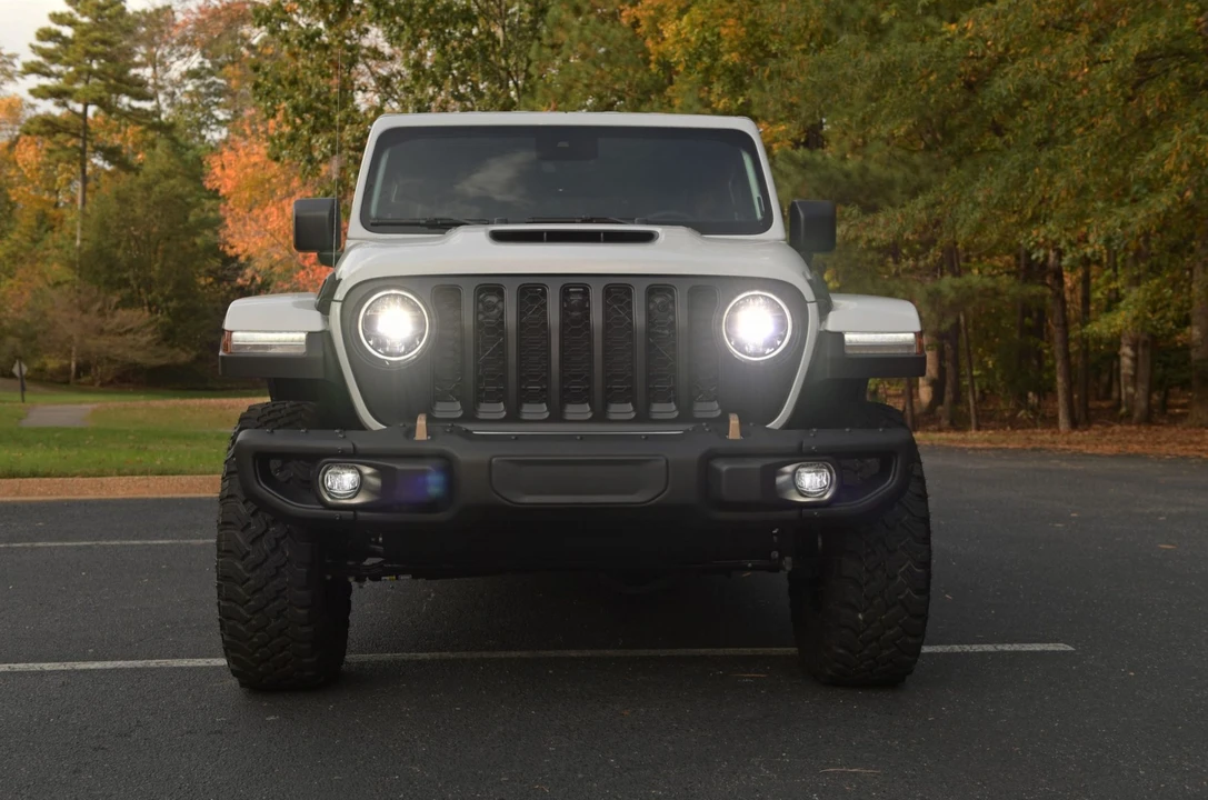 2022 Jeep JL Wrangler - Image 7 of 31