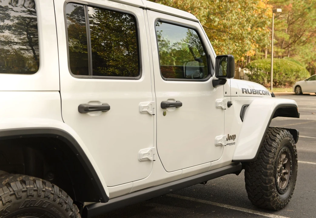 2022 Jeep JL Wrangler - Image 17 of 31