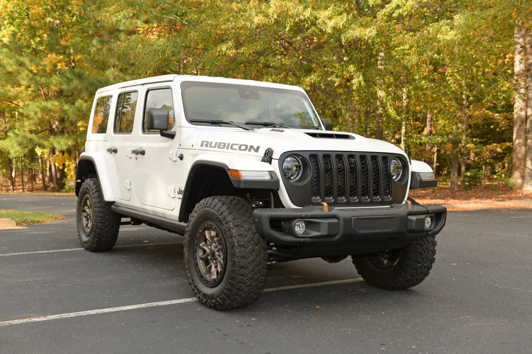 2022 Jeep JL Wrangler - Image 8 of 31