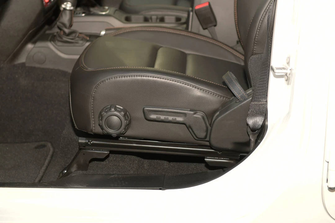 2022 Jeep JL Wrangler - Image 31 of 31