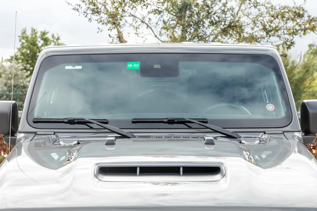 2022 Jeep JL Wrangler - Image 15 of 31