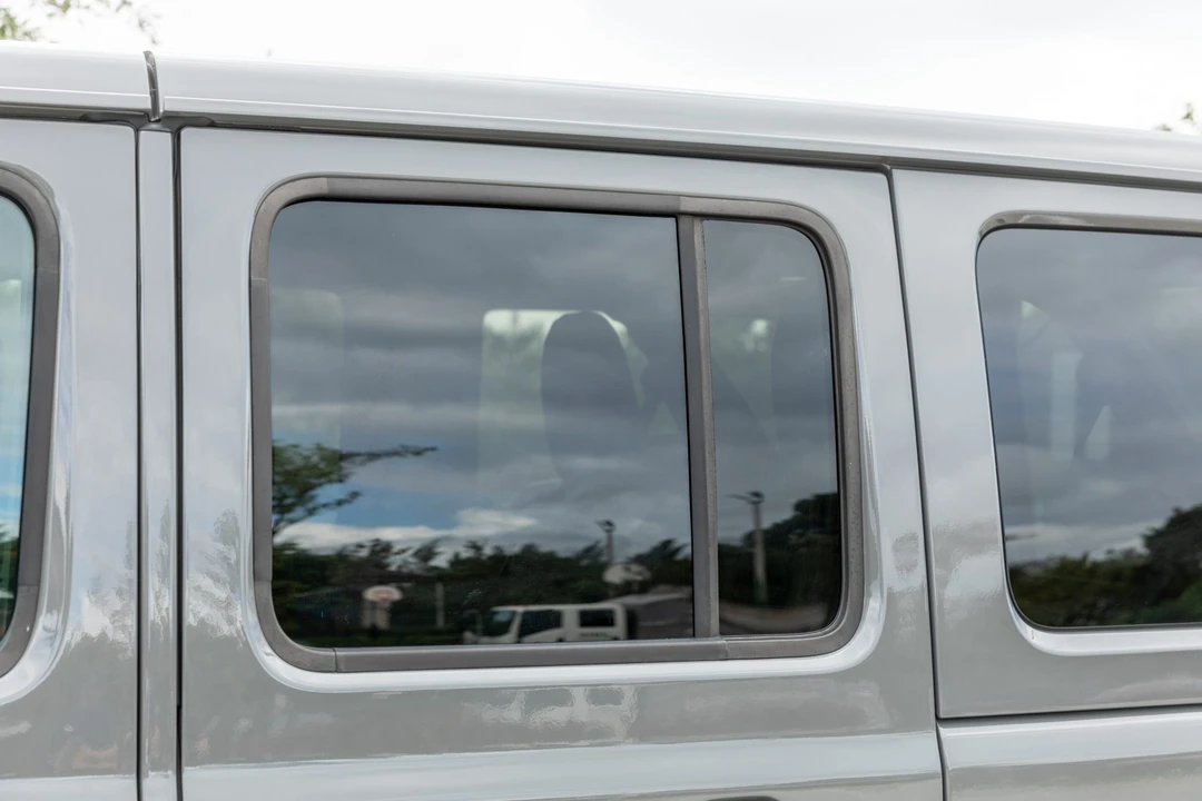 2022 Jeep JL Wrangler - Image 28 of 31