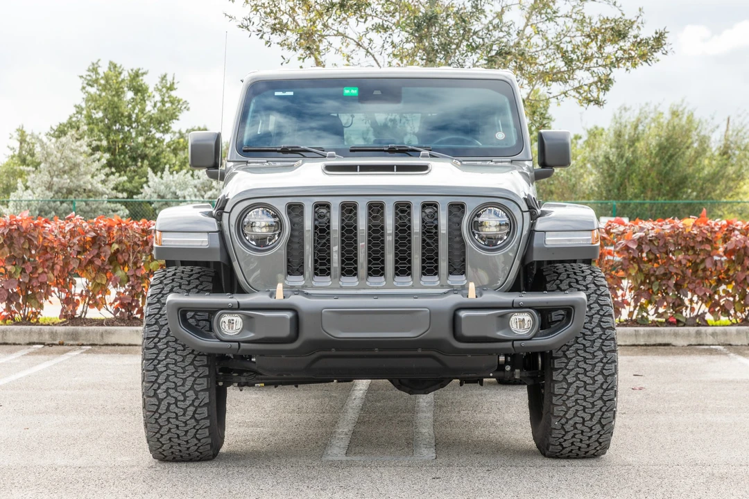 2022 Jeep JL Wrangler - Image 2 of 31
