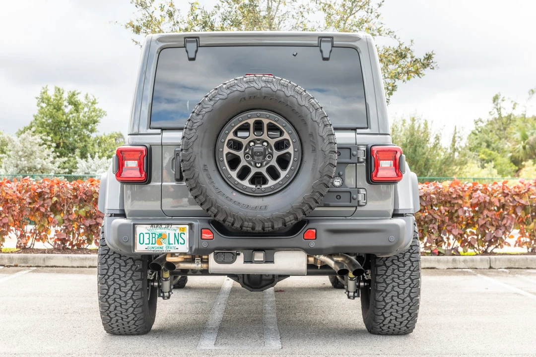 2022 Jeep JL Wrangler - Image 6 of 31