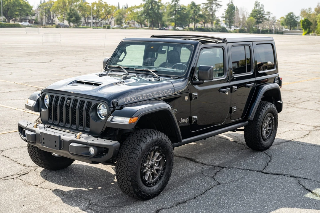 2022 Jeep JL Wrangler - Image 2 of 31