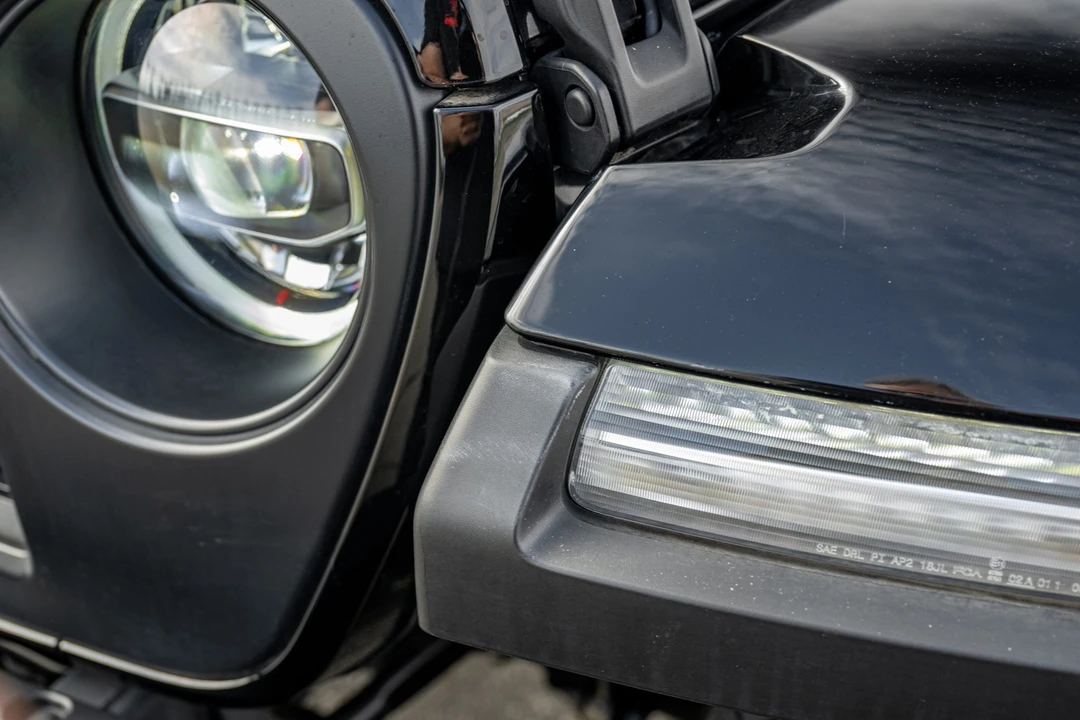 2022 Jeep JL Wrangler - Image 24 of 31