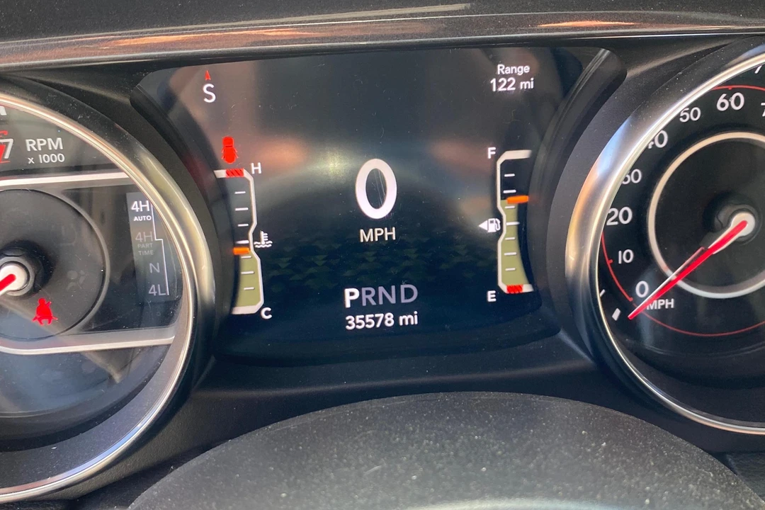 2022 Jeep JL Wrangler - Image 24 of 31