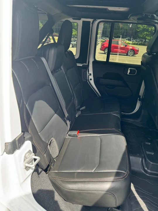 2022 Jeep JL Wrangler - Image 29 of 31