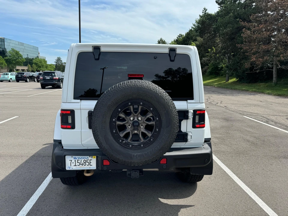 2022 Jeep JL Wrangler - Image 10 of 31