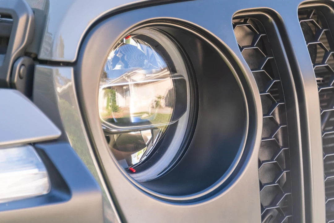 2022 Jeep JL Wrangler - Image 10 of 31