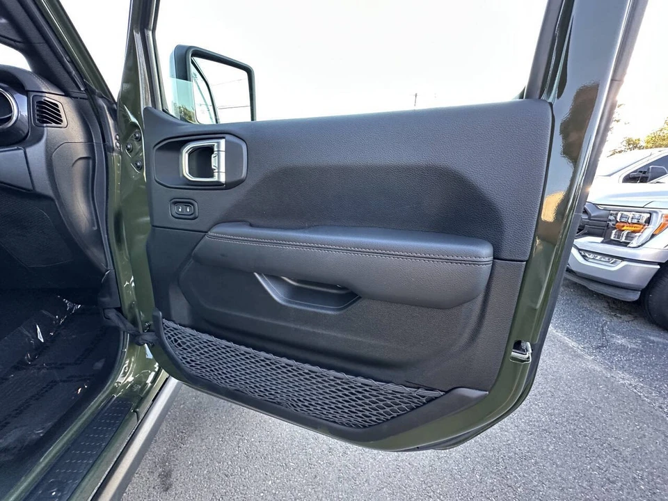 2022 Jeep - Image 16 of 31