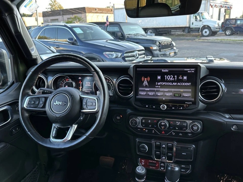 2022 Jeep - Image 20 of 31