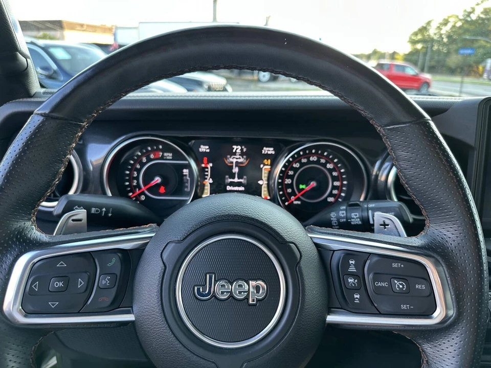 2022 Jeep - Image 23 of 31