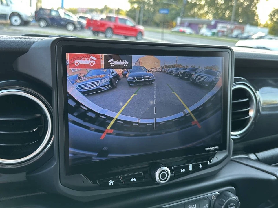 2022 Jeep - Image 26 of 31