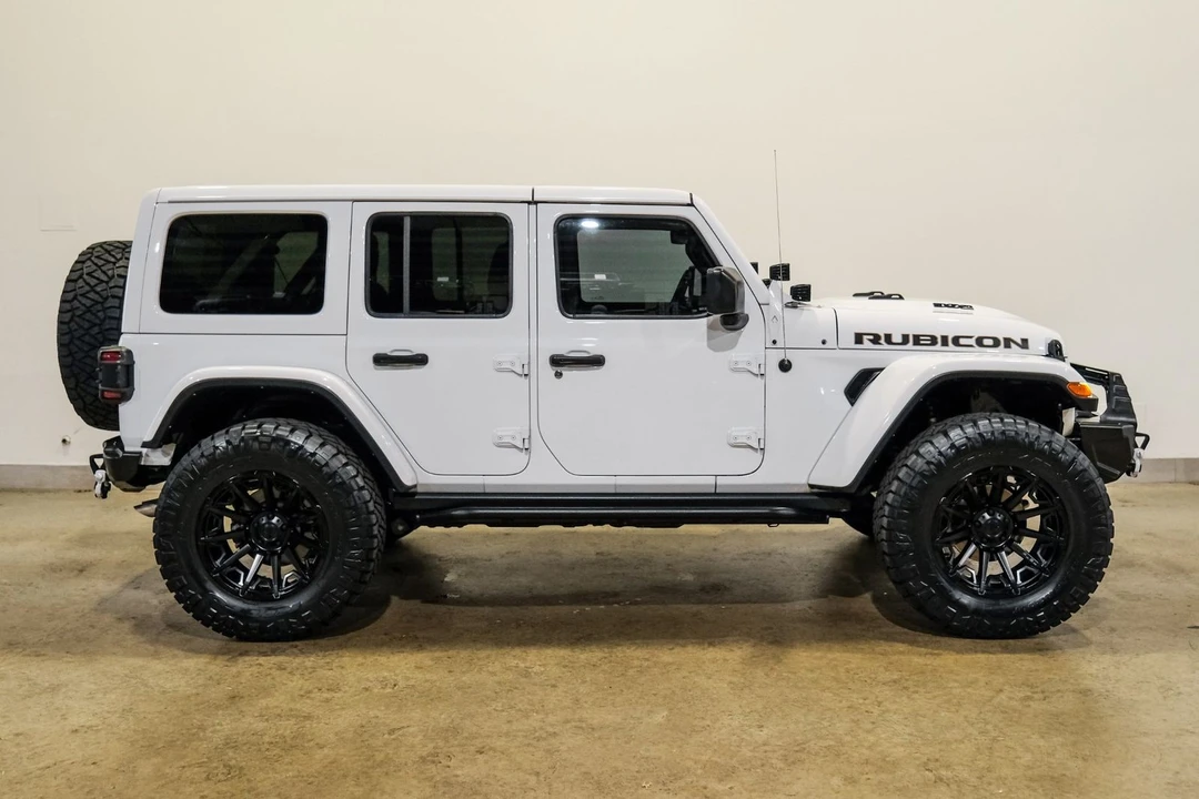 2022 Jeep JL Wrangler Rubicon 392 - Image 10 of 12