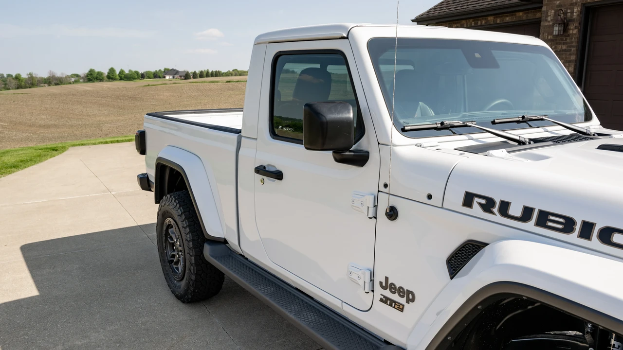 2022 Jeep JL Wrangler Rubicon 392 - Image 11 of 31