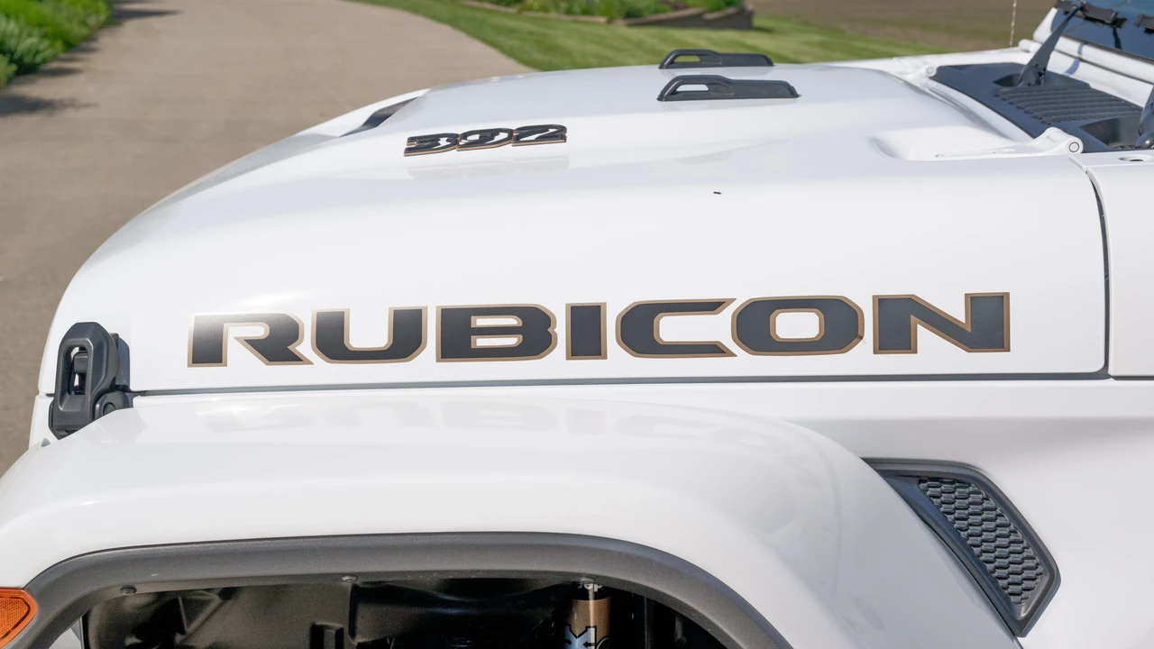 2022 Jeep JL Wrangler Rubicon 392 - Image 27 of 31