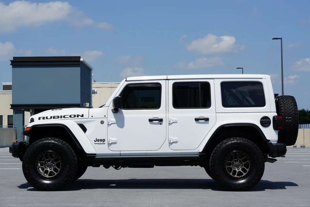 2022 Jeep JL Wrangler - Image 2 of 31