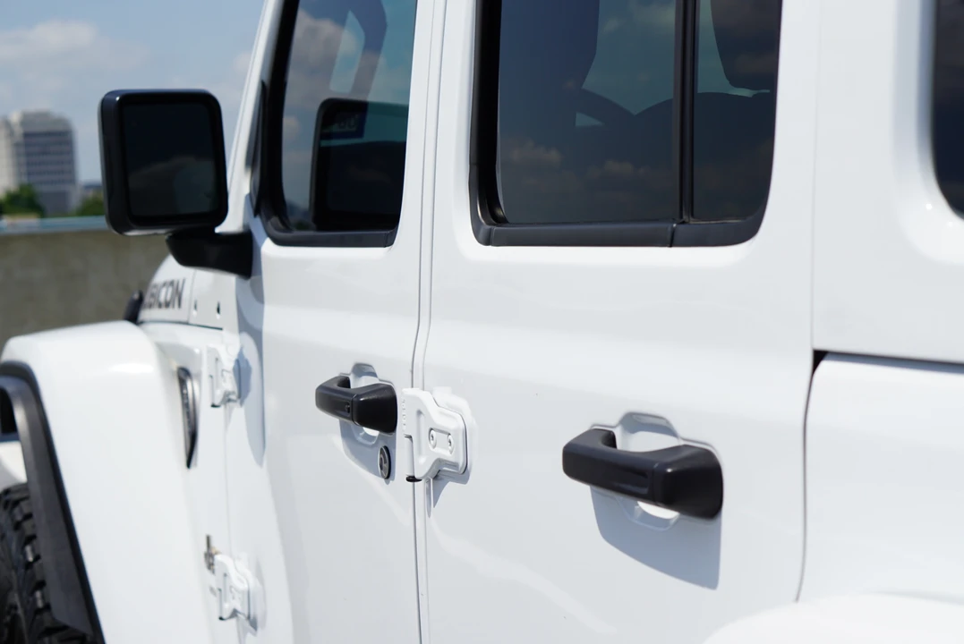 2022 Jeep JL Wrangler - Image 16 of 31