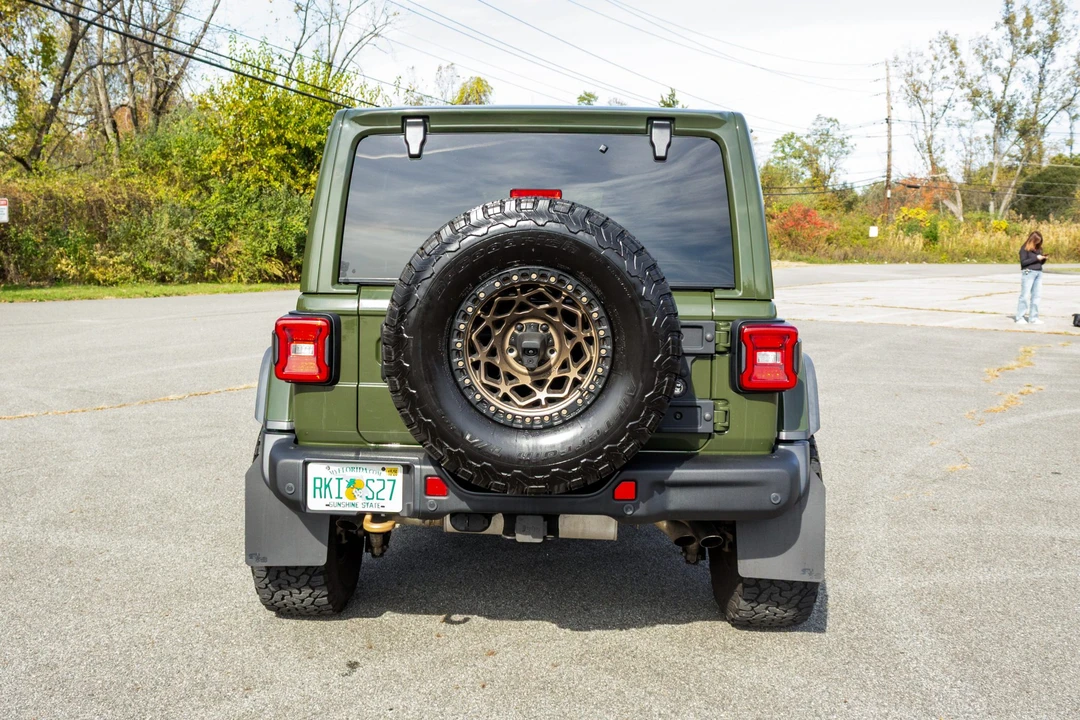 2022 Jeep JL Wrangler - Image 13 of 31