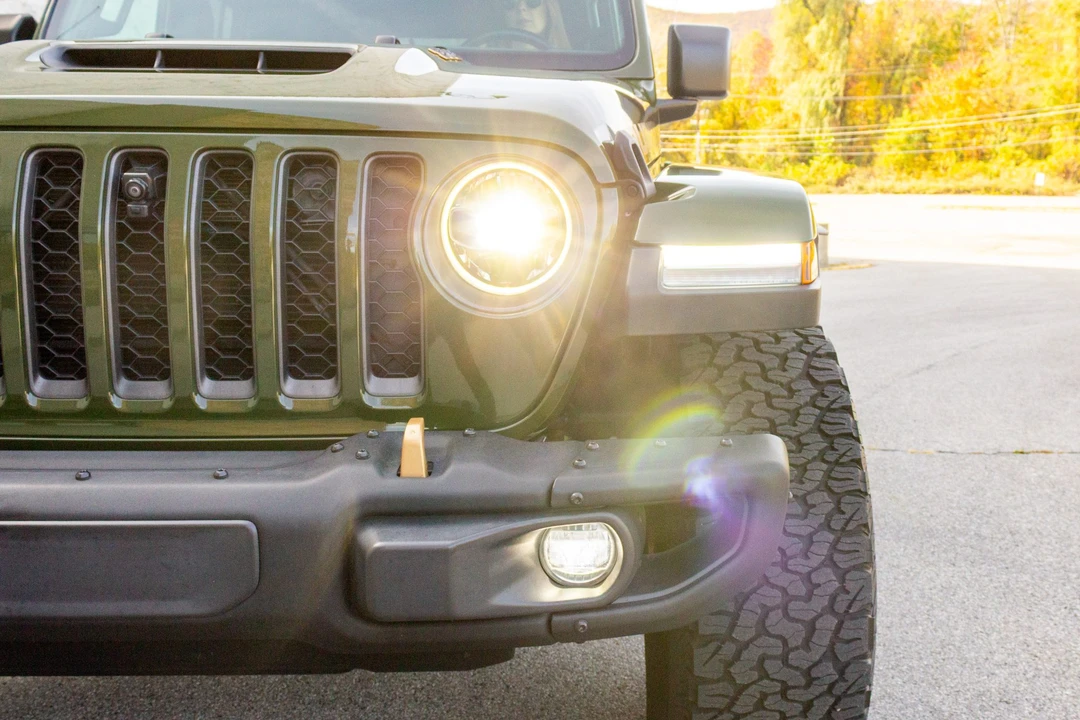 2022 Jeep JL Wrangler - Image 22 of 31