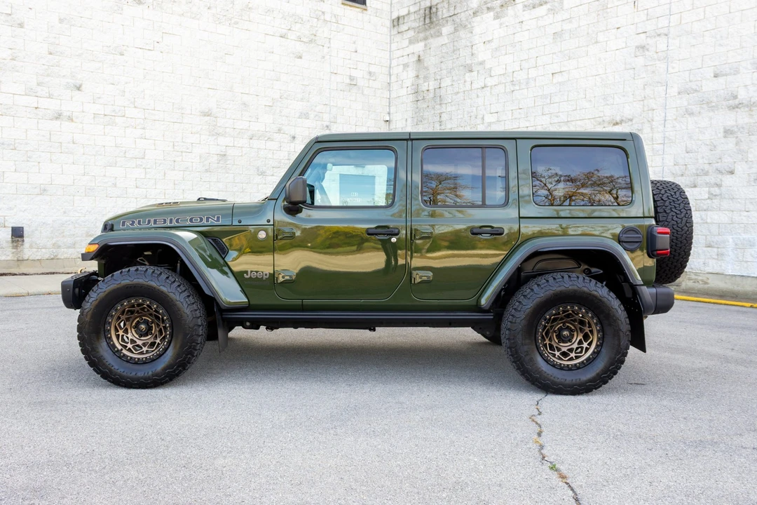 2022 Jeep JL Wrangler - Image 19 of 31