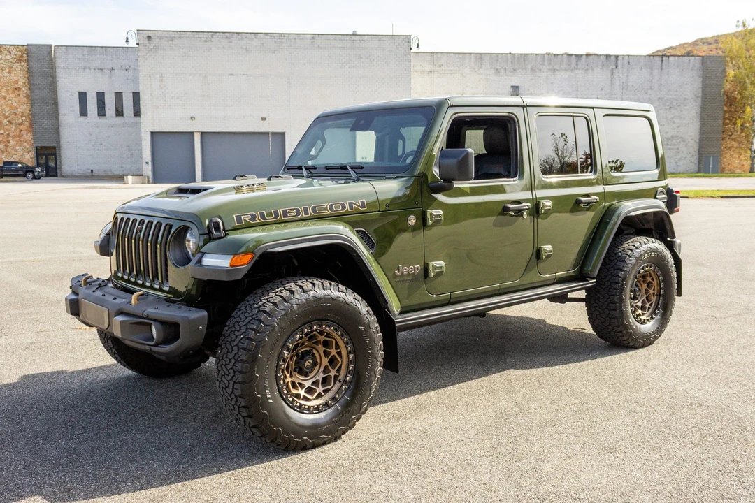 2022 Jeep JL Wrangler - Image 2 of 31