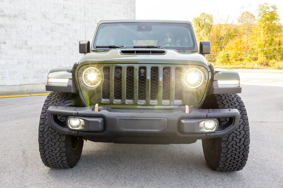 2022 Jeep JL Wrangler - Image 5 of 31