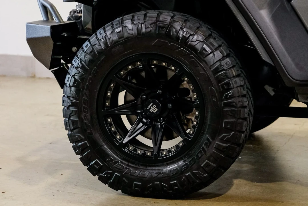 2022 Jeep JL Wrangler - Image 7 of 12