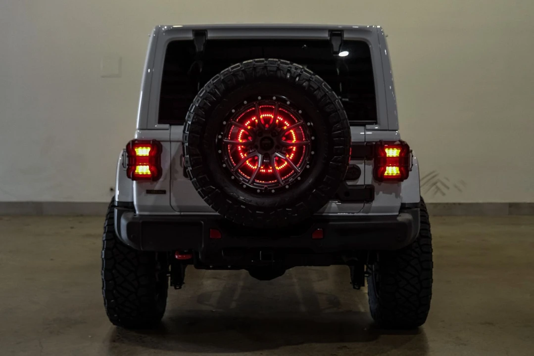 2022 Jeep JL Wrangler - Image 11 of 12