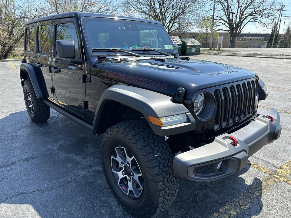 2022 Jeep JL Wrangler - Image 15 of 31