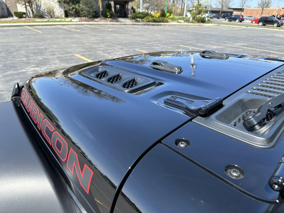 2022 Jeep JL Wrangler - Image 23 of 31