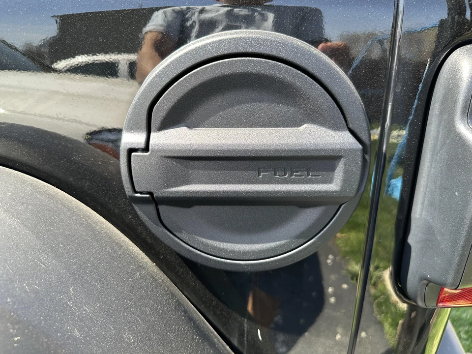 2022 Jeep JL Wrangler - Image 26 of 31