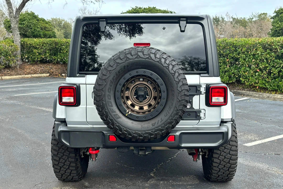 2022 Jeep JL Wrangler - Image 5 of 31