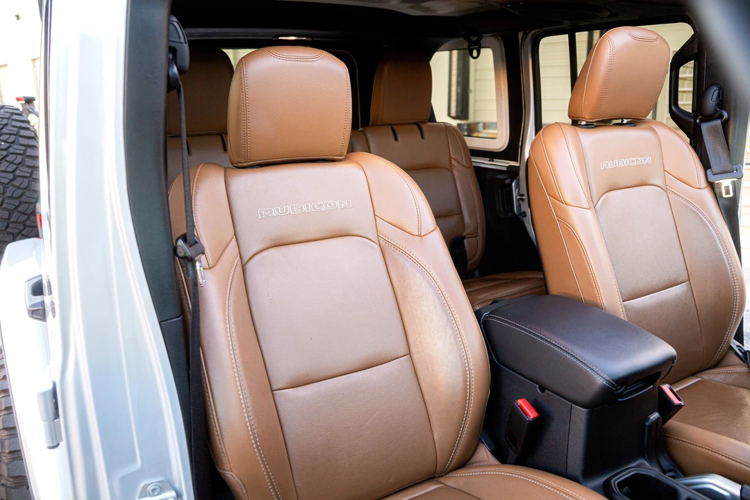 2022 Jeep JL Wrangler - Image 30 of 31