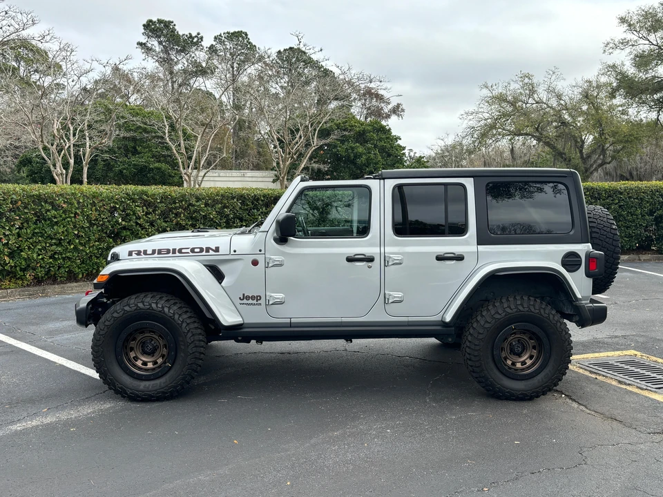 2022 Jeep JL Wrangler - Image 10 of 31