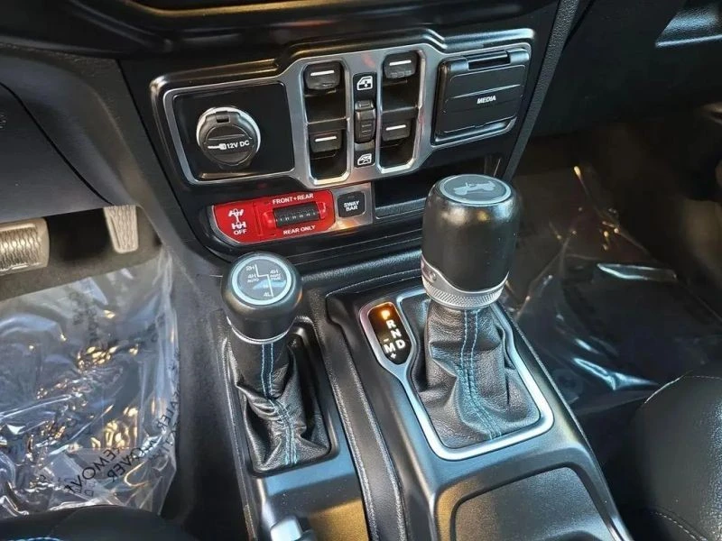2022 Jeep JL Wrangler - Image 2 of 12