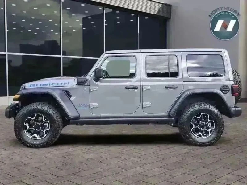 2022 Jeep JL Wrangler - Image 2 of 12