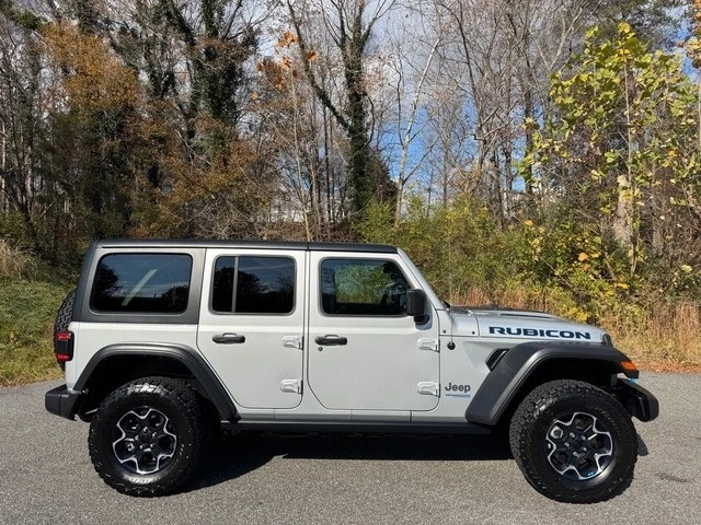 2022 Jeep JL Wrangler - Image 5 of 12