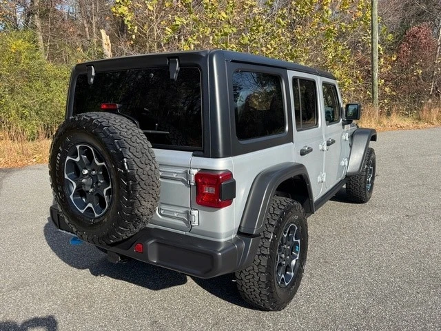 2022 Jeep JL Wrangler - Image 6 of 12