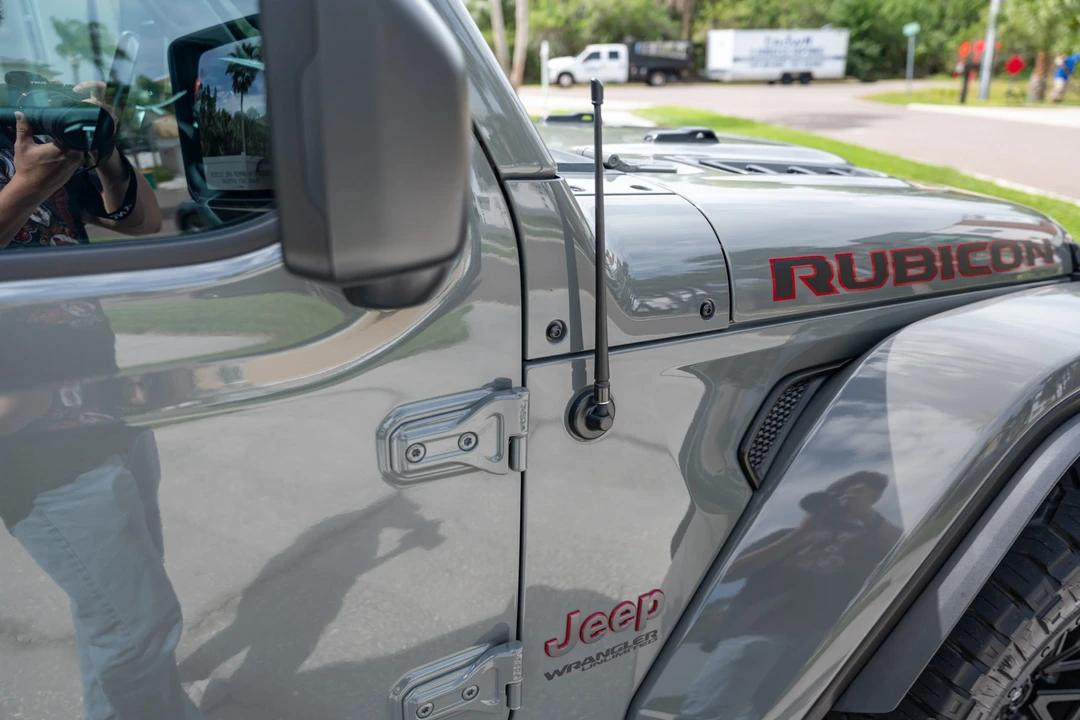 2022 Jeep JL Wrangler - Image 25 of 31
