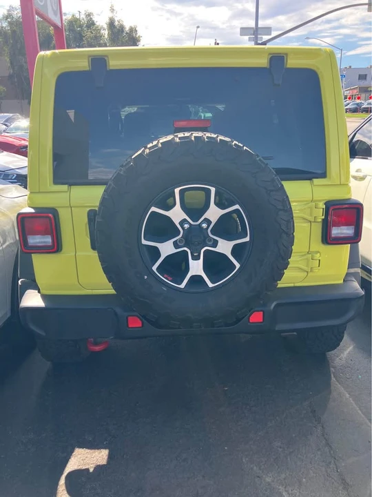 2022 Jeep JL Wrangler - Image 4 of 4