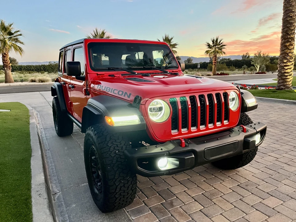 2022 Jeep JL Wrangler - Image 24 of 31