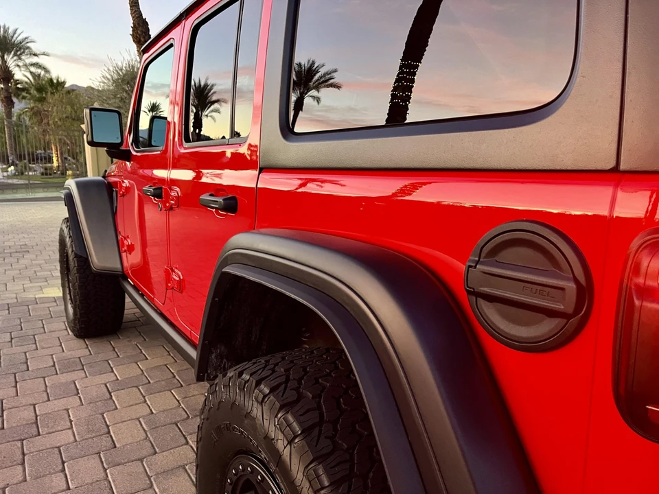 2022 Jeep JL Wrangler - Image 28 of 31