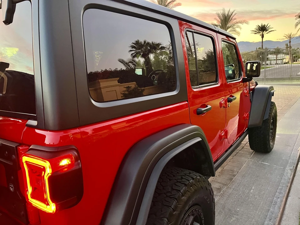 2022 Jeep JL Wrangler - Image 30 of 31