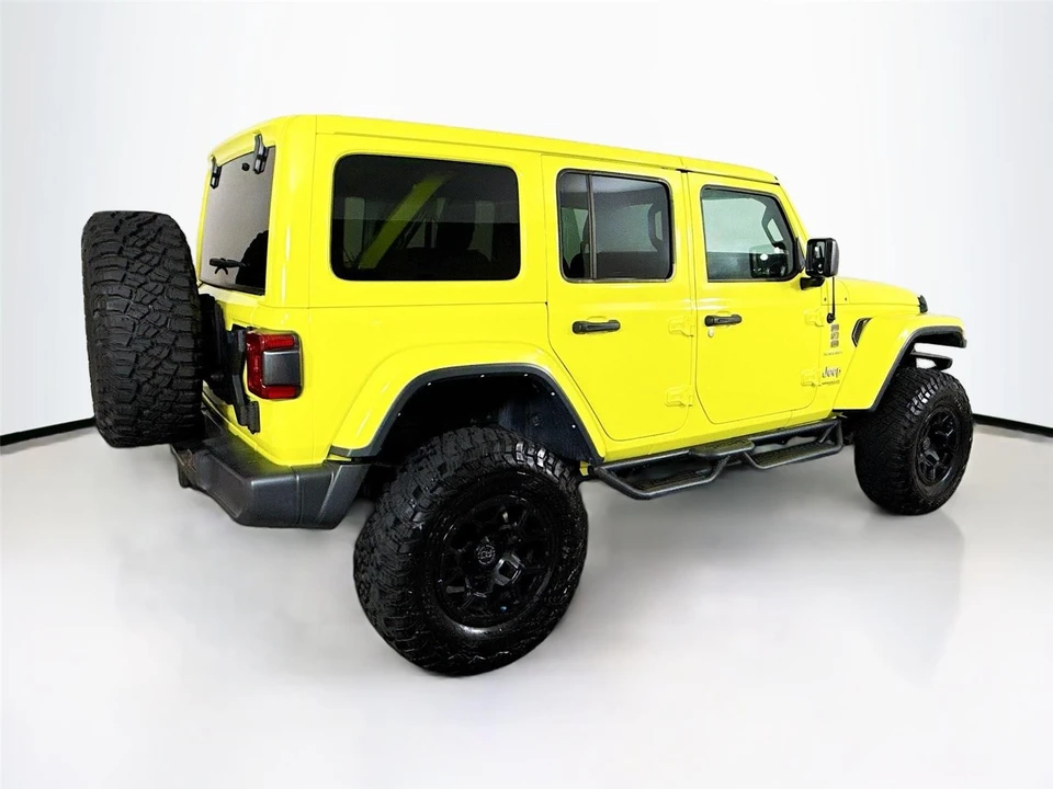 2022 Jeep JL Wrangler - Image 13 of 14