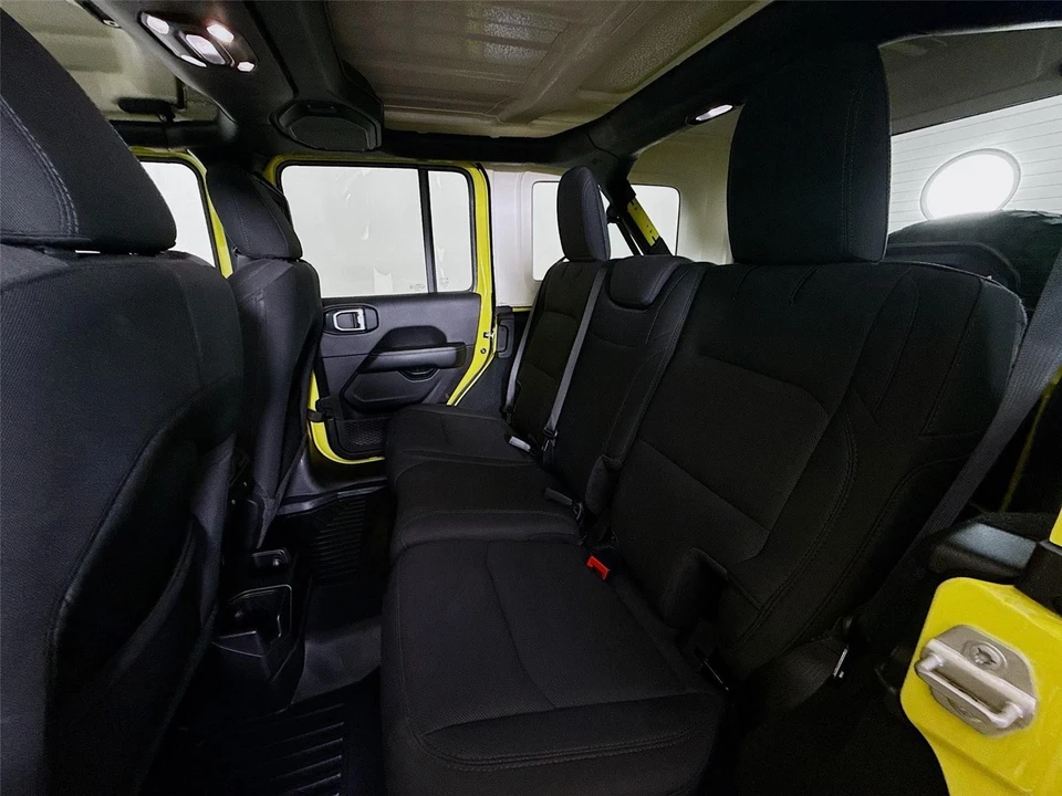 2022 Jeep JL Wrangler - Image 20 of 21