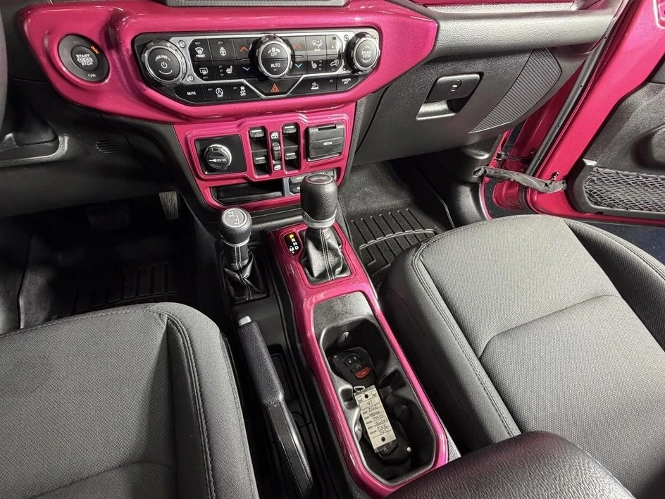 2022 Jeep JL Wrangler - Image 29 of 31